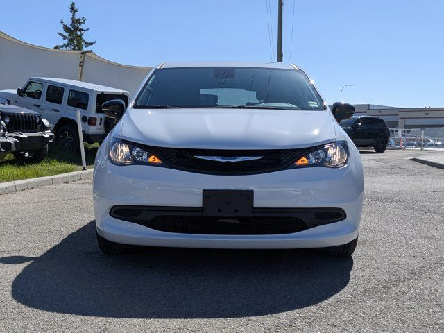2025 Chrysler Grand Caravan SXT-Caprice Leather-Adaptive in Cars & Trucks in Calgary - Image 2