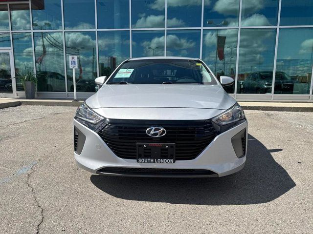 2019 Hyundai Ioniq Hybrid Essential | One Owner | No Accidents in Cars & Trucks in London - Image 2