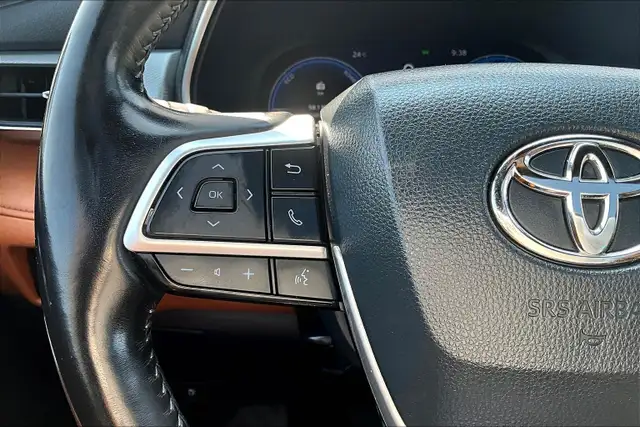 2023 Toyota Highlander Hybrid Limited AWD in Cars & Trucks in Mississauga / Peel Region - Image 18