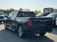 AMVIC Licensed Dealer Pristine and proficient, the 2020 GMC Sierra 1500 Denali beckons those who dem... (image 5)