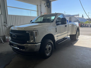 2019 Ford F 350 XL cabine simple 4RM caisse de 8 pi
