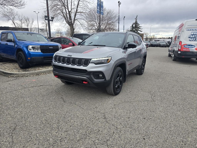 2023 Jeep Compass TRAILHAWK ELITE 2.0L TURBO | PREMIUM LEATHER | in Cars & Trucks in Calgary - Image 3
