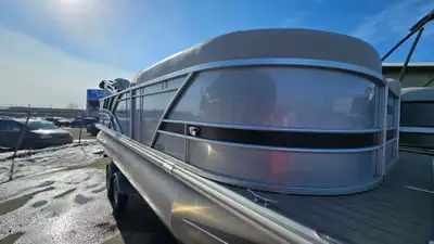 REG. $90,800 NOW $78,500 2023 BLOWOUT! NO TARIFFS, FREIGHT AND PDI INCLUDED. FINANCING AVAILABLE OAC...