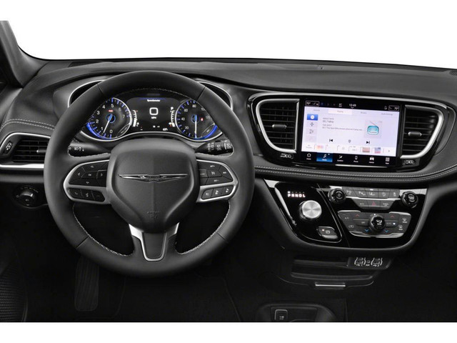 2025 Chrysler Pacifica in Cars & Trucks in Edmonton - Image 4
