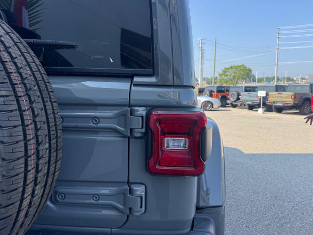 2023 Jeep Wrangler 4xe Sahara in Cars & Trucks in Markham / York Region - Image 3