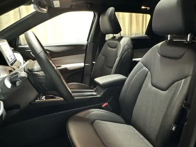 2024 Jeep Compass North | Sunroof | Remote Start in Cars & Trucks in Edmonton - Image 12