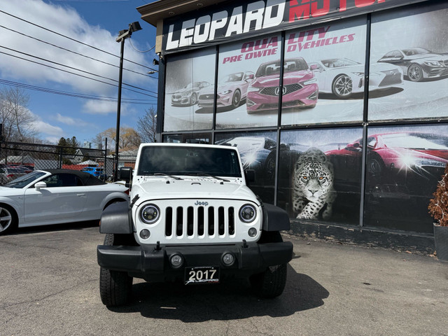 2017 Jeep Wrangler Unlimited Sport, 4X4, Removable Top, Running  in Cars & Trucks in Mississauga / Peel Region - Image 2