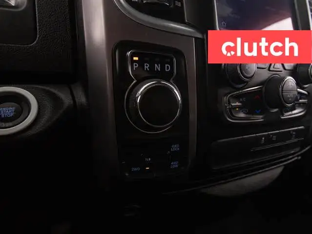 2022 Ram 1500 Classic Warlock Crew Cab 4x4 w/ Apple CarPlay & An in Cars & Trucks in City of Toronto - Image 33