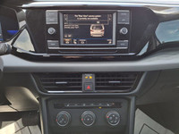 Come see this certified 2022 Volkswagen Taos Trendline AWD | Heated Seats | Apple CarPlay & Android... (image 3)