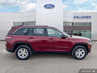 Experience the commanding presence and refined luxury of this 2023 Jeep Grand Cherokee Limited, boas... (image 5)