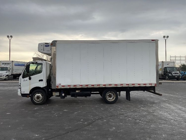 2019 Hino Truck 195 FROZEN in Heavy Trucks in City of Montréal - Image 4