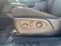 The 2023 Chevrolet Colorado 4WD LT Crew Cab in a striking blue finish offers impeccable handling wit... (image 7)