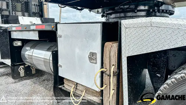 2007 KENWORTH T800 BOOM TRUCK CRANE in Heavy Trucks in Chilliwack - Image 15