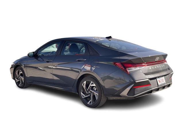 2024 Hyundai Elantra Preferred IVT w/Tech Pkg Remote Start, Back in Cars & Trucks in Calgary - Image 3