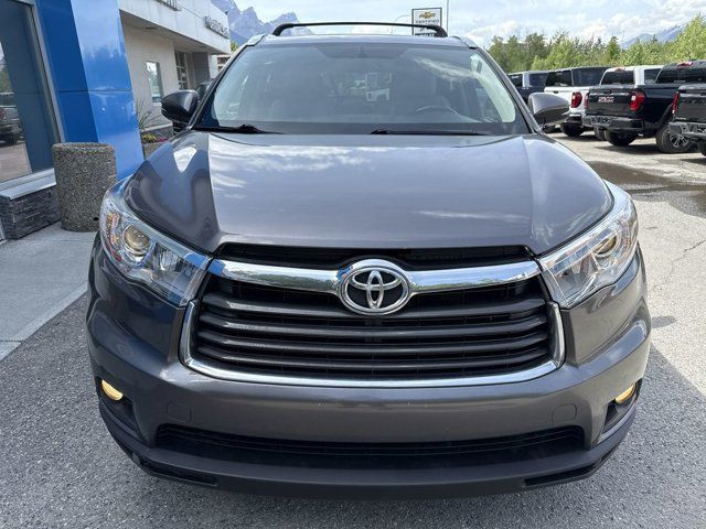 2015 Toyota Highlander Limited in Cars & Trucks in Banff / Canmore - Image 2