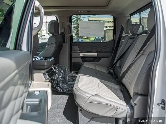 2025 Ford F-150 Platinum dans Autos et camions dans Ville d’Edmonton - Image 27