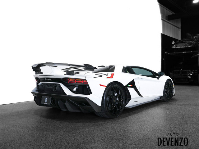 2020 Lamborghini Aventador SVJ Roadster in Cars & Trucks in Laval / North Shore - Image 4