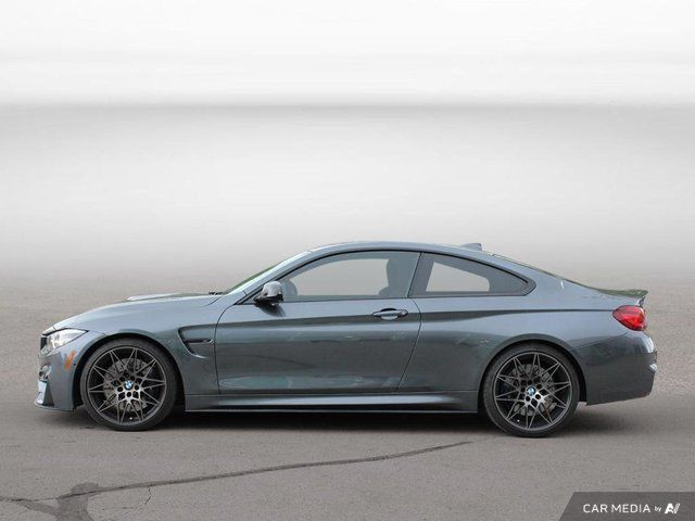 2020 BMW M4 | Comp Pkg | Exec Pkg | Carbon Fibre Pkg | Low Kms dans Autos et camions  à Hamilton - Image 2