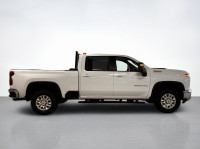 You will love the dynamic character of our used 2021 Chevrolet Silverado 2500 LT Crew Cab standard b... (image 5)