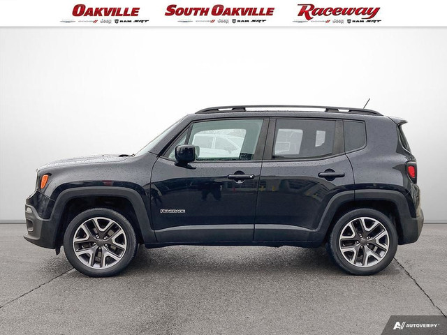 2016 Jeep Renegade LATITUDE | 2 SETS OF RIMS & TIRES | CLEAN CAR in Cars & Trucks in Oakville / Halton Region - Image 3