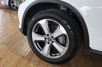 Special Finance Price: $29,999 | Cash Price: $31,499. 2019 Mercedes-Benz GLC300 4MATIC - Leather, Ke... (image 5)