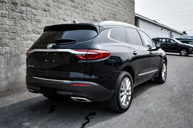 2021 Buick Enclave Premium - Cooled Seats - Leather Seats in Cars & Trucks in Ottawa - Image 4