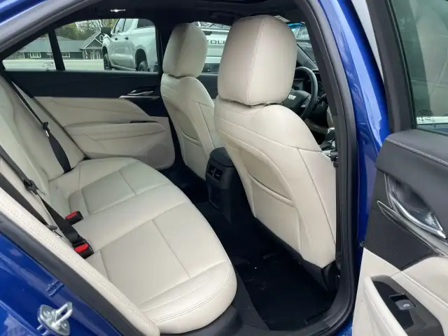 2025 Cadillac CT4 in Cars & Trucks in Oakville / Halton Region - Image 15