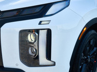The 2024 Hyundai Palisade Urban 7-Passenger trim level offers a spacious and comfortable interior, p... (image 8)