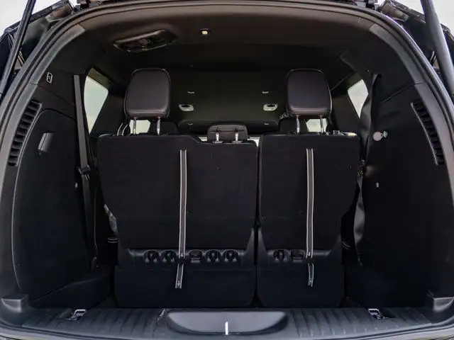 2025 Chrysler Grand Caravan SXT in Cars & Trucks in Barrie - Image 9