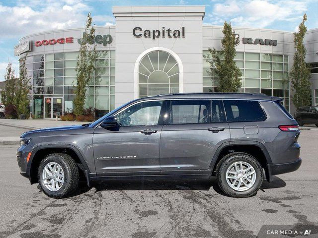 2024 Jeep Grand Cherokee L Laredo | 6 Passenger Seating in Cars & Trucks in Edmonton - Image 2
