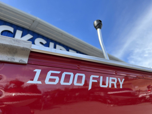 2024 LUND 1600 Fury Tiller in Powerboats & Motorboats in Kelowna - Image 4