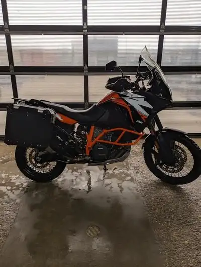2019 KTM 1290 Super ADV R just in on trade and ready to go! 19739kms. $13900.00 2019 KTM 1290 Super...