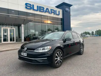 Nouvel Arrivage! La Volkswagen Golf SportWagen Comfortline 2019 automatique est une familiale compac...