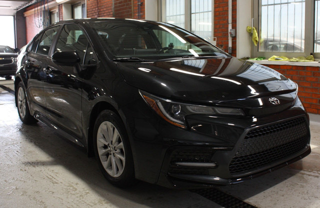 COROLLA SE  in Cars & Trucks in City of Montréal