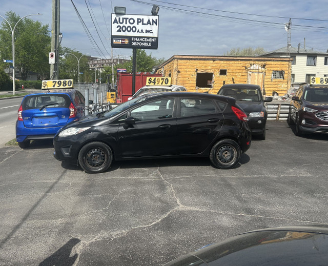 2011 Ford Fiesta SE in Cars & Trucks in Laval / North Shore - Image 3