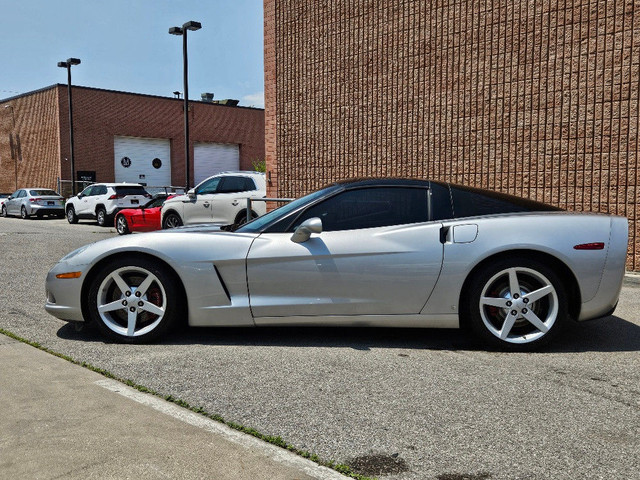 2005 Chevrolet Corvette COUPE-6 SPEED MANUAL-LS2 V8-TARGA-ALL ST in Cars & Trucks in City of Toronto - Image 2