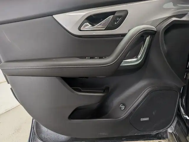 2025 Chevrolet Blazer LT- True North Plus Pkg - Driver Conf Pkg in Cars & Trucks in Barrie - Image 30
