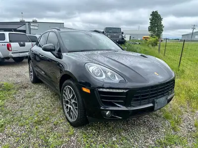 Looking for a luxury SUV that seamlessly blends performance and practicality? Feast your eyes on thi...