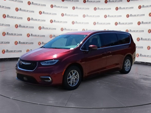 2023 Chrysler Pacifica Touring L FWD in Cars & Trucks in Lethbridge