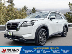 2022 Nissan Pathfinder SL | 8 Passenger | Sunroof | Low KM | Navigation | 360 Park Sensors
