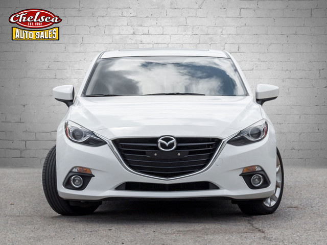 2016 Mazda MAZDA3 in Cars & Trucks in London - Image 2