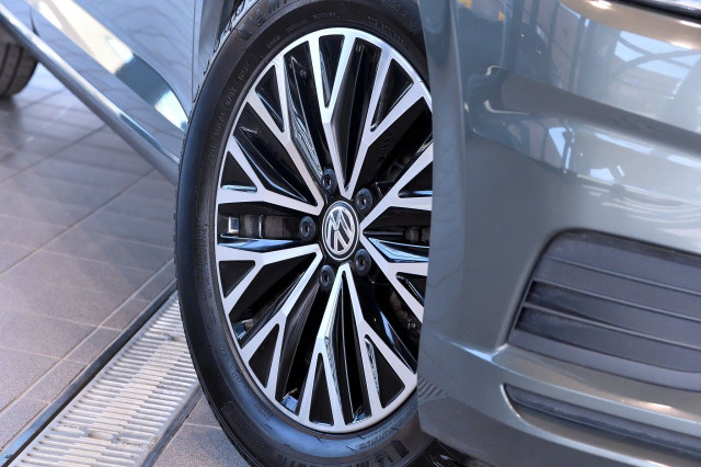 2019 Volkswagen Jetta Highline 1.4 TSI + Man. 6 vit. + in Cars & Trucks in City of Montréal - Image 4