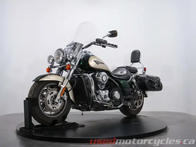 2009 Kawasaki Vulcan 1700 Classic LT in Street, Cruisers & Choppers in Kelowna - Image 8