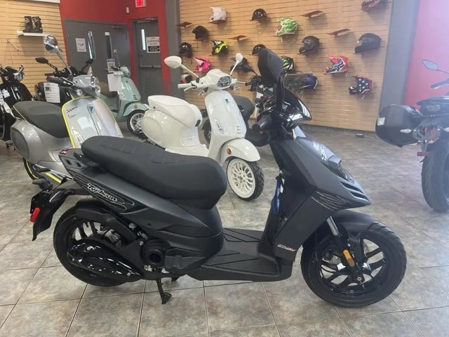 2024 PIAGGIO TYPHOON 50 in Scooters & Pocket Bikes in Saguenay - Image 4