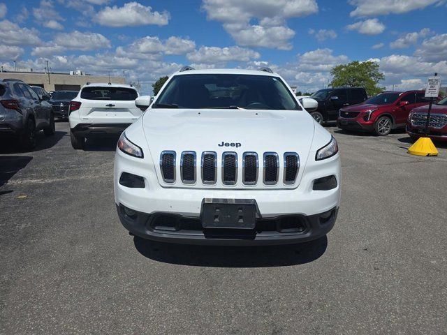 2017 Jeep Cherokee North | Cruise Control | Remote Start in Cars & Trucks in Windsor Region - Image 2