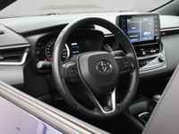 The 2022 Toyota Corolla SE combines sporty style with everyday practicality, delivering a fun-to-dri... (image 5)
