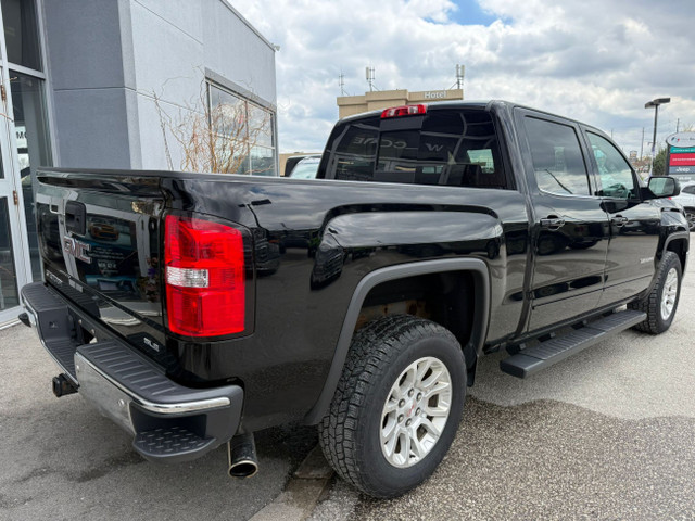 2018 GMC Sierra 1500 SLE | CERTIFIED | V8 | CLEAN CARFAX | in Cars & Trucks in Markham / York Region - Image 4