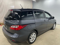 Looking for a versatile and reliable vehicle that's perfect for the family? Look no further than thi... (image 6)