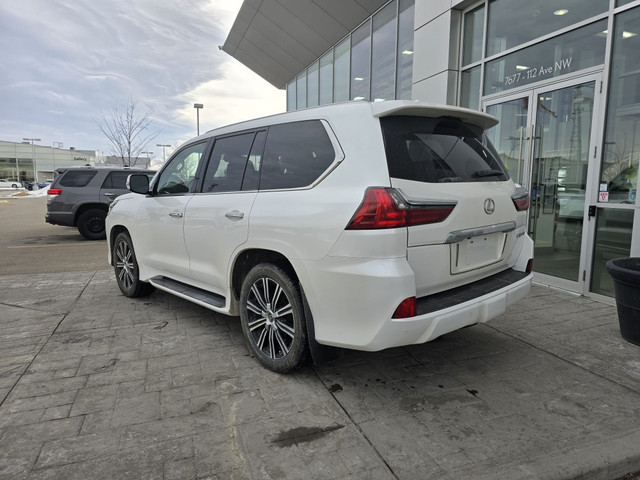 2019 Lexus LX 570 EXECUTIVE / ZERO ACCIDENTS / FULLY LOADED in Cars & Trucks in Calgary - Image 3