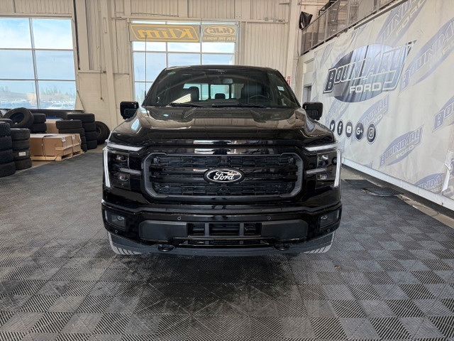 2025 Ford F-150 LARIAT | LARIAT BLACK APPEARANCE PKG | 360 CAMER in Cars & Trucks in Lloydminster - Image 3
